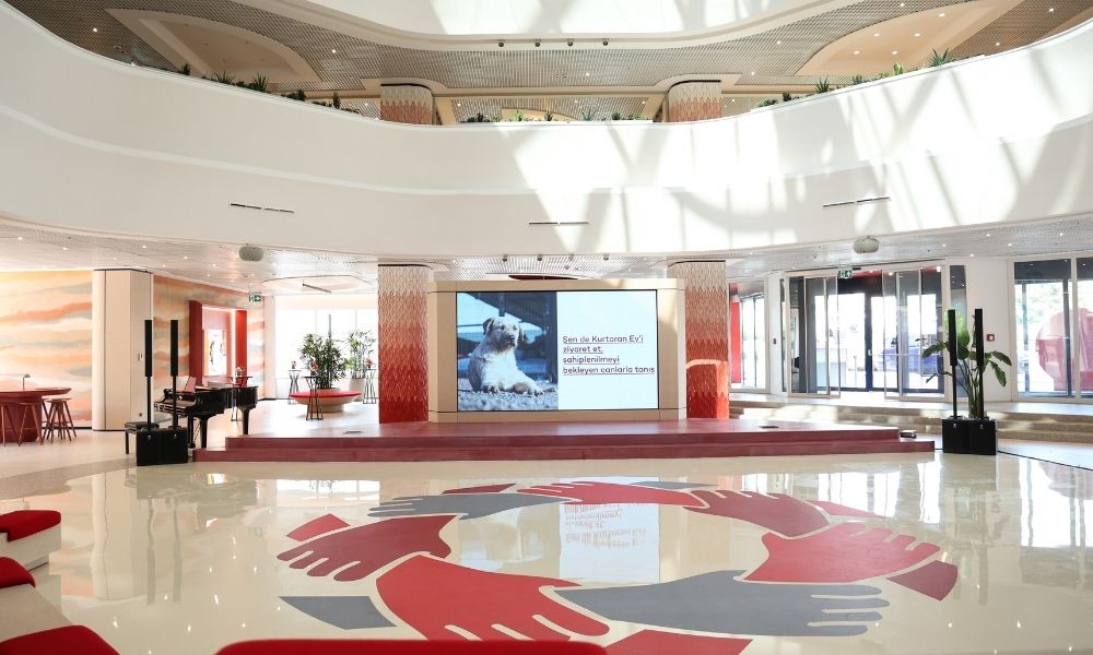 Akbank Genel Müdürlük Binasında Büyük Dönüşüm
