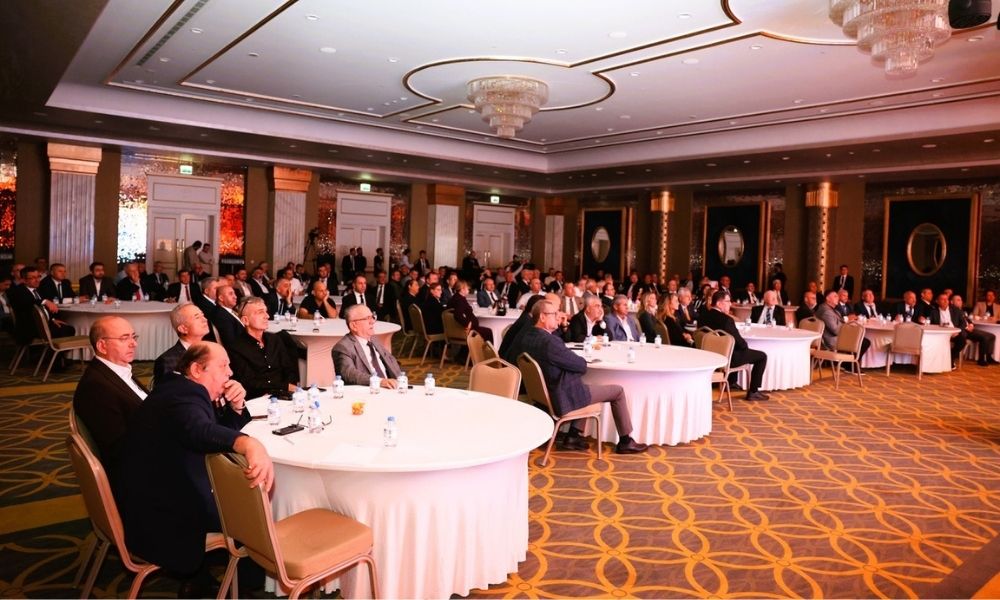 Bendevi Palandöken: Kaçak Tütün, 120 Milyar Lira Vergi Kaybettiriyor | 19 Kasım 2025