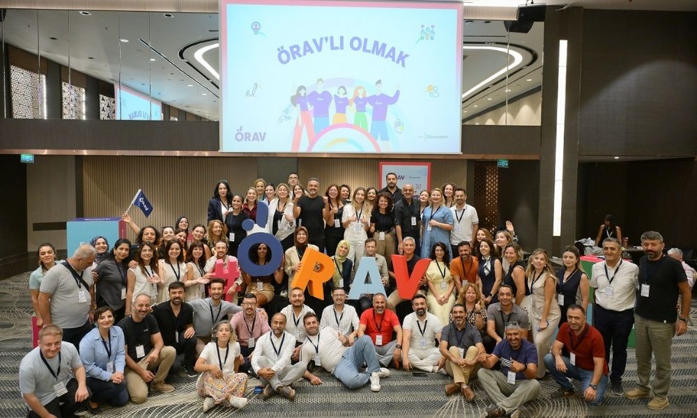 Garanti BBVA ve ÖRAV'dan Eğitime Destek 1 Garanti BBVA ve ÖRAV'dan Eğitime Destek | 24 Kasım 2025