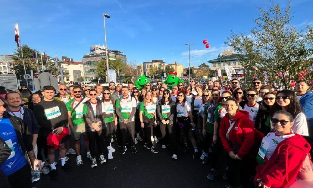 HDI Sigorta, İstanbul Maratonu’nda Lösemili Çocuklar İçin Koştu 1 HDI Sigorta, İstanbul Maratonu’nda Lösemili Çocuklar İçin Koştu | 3 Kasım 2025