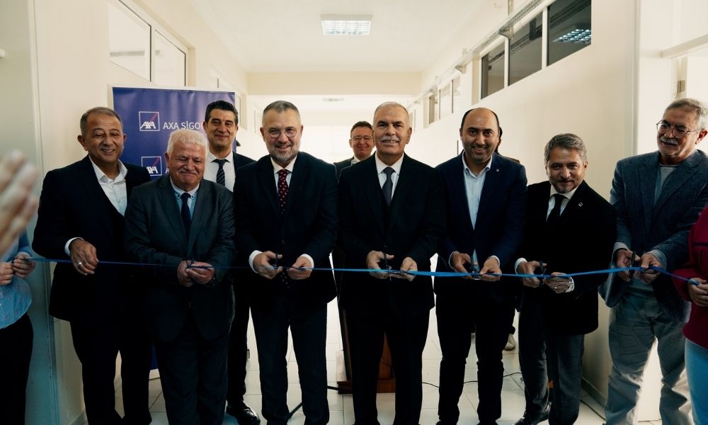 AXA Türkiye'den Gençlere Teknoloji Desteği | 9 Aralık 2025