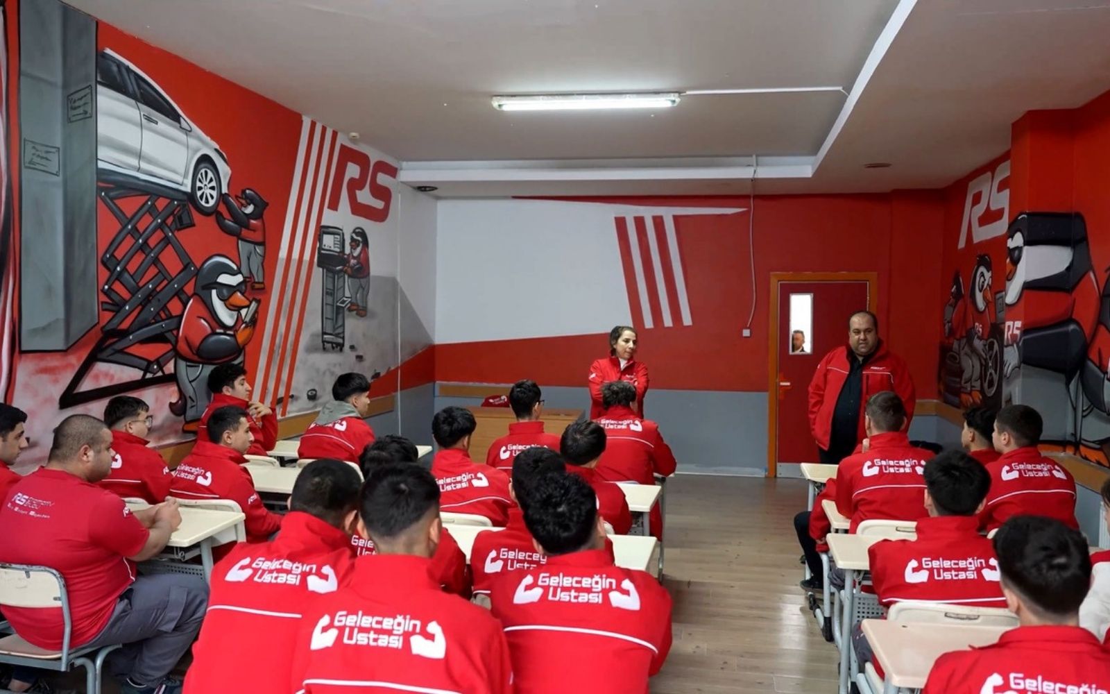 RS Holding’den Eğitime Tam Destek