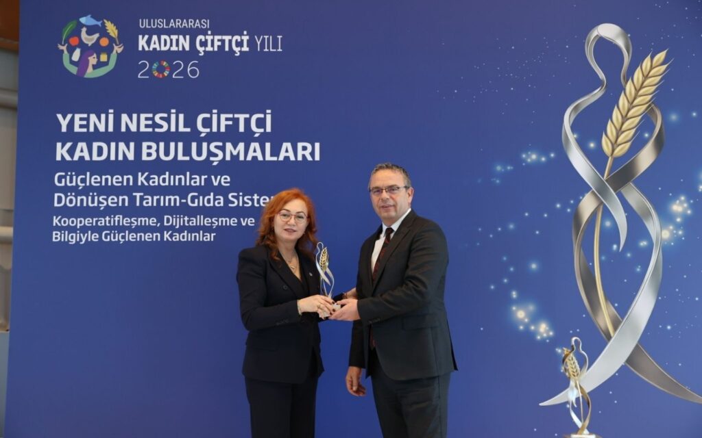 Türkiye İş Bankası ve FAO'dan Kadın Çiftçilere Destek 2 Türkiye İş Bankası ve FAO'dan Kadın Çiftçilere Destek | 9 Mart 2026