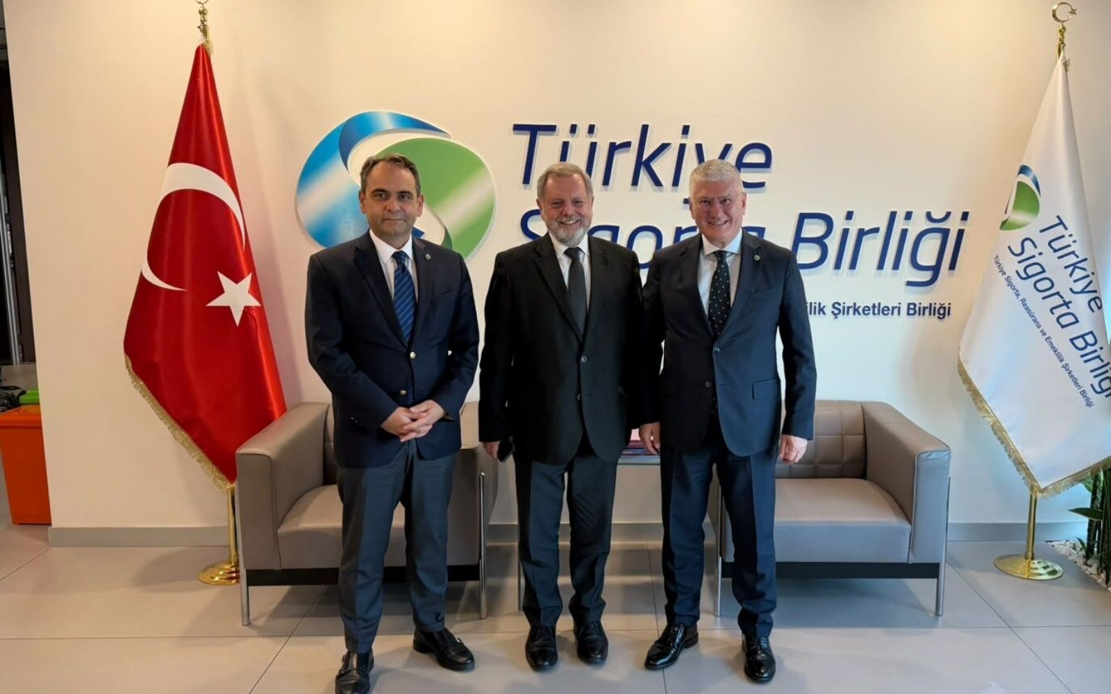 Ahmet Yaşar, Ekonomi Gazetecisi Hakan Güldağ’ı Ağırladı