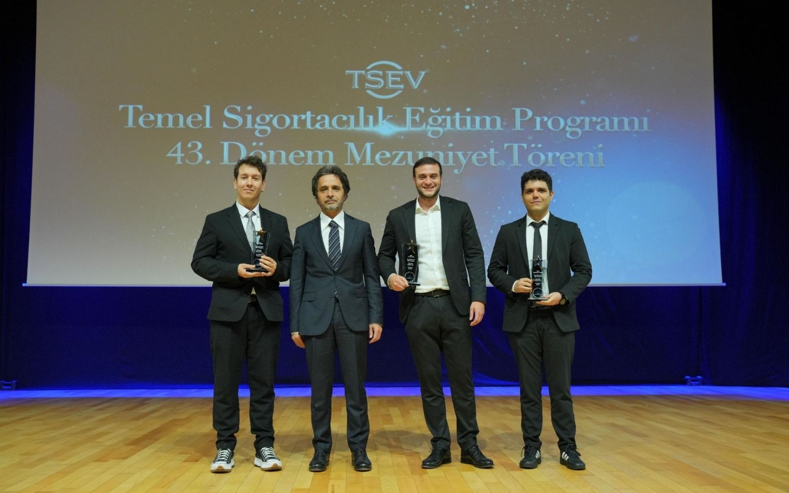 TSEV 43. Dönem Mezuniyet Töreni Gerçekleşti